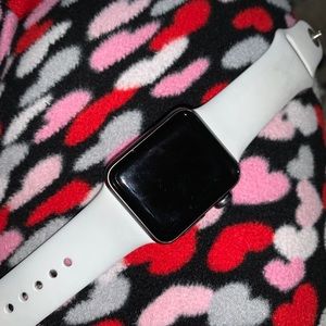 Series 3 Apple Watch 38 MM